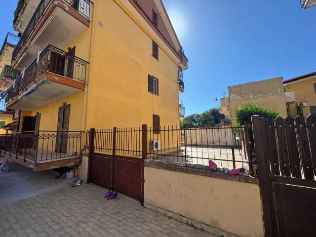 Appartamento in vendita a Villaricca, Campania