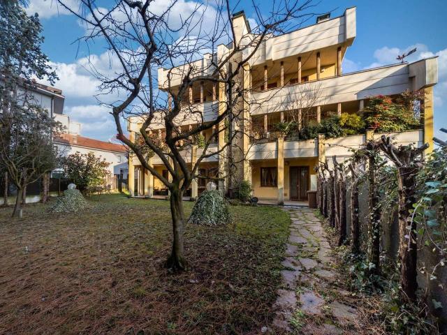 Appartamento in vendita a Sant'Alessandro, Villasanta