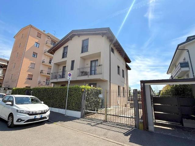 Appartamento in vendita a Sant'Alessandro, Villasanta