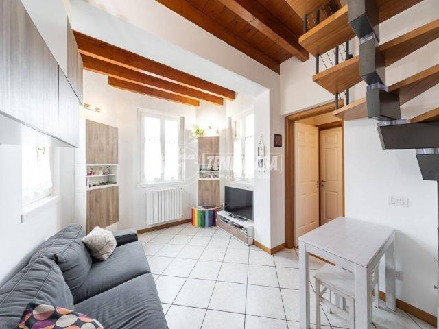 Appartamento in vendita a San Fiorano, Villasanta
