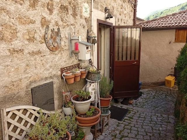Appartamento in vendita a Villetta Barrea, L'Aquila