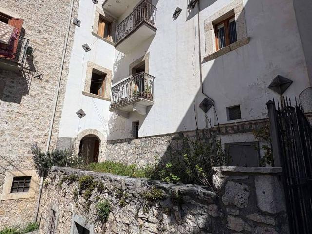 Appartamento in vendita a Villetta Barrea, Abruzzo