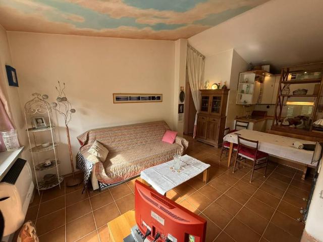 Appartamento in vendita a Villongo, Lombardia