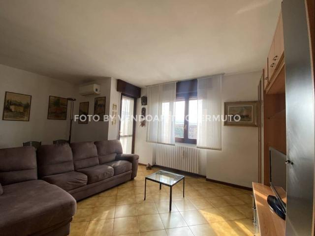 Appartamento in vendita a Villongo, Lombardia