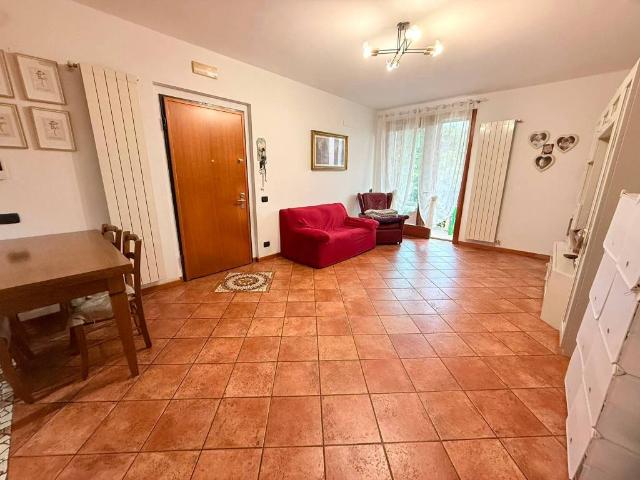 Appartamento in vendita a Villongo, Bergamo