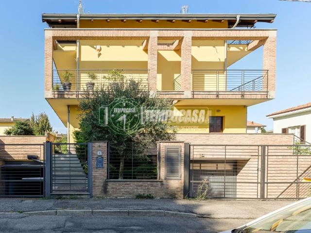 Villa Schiera in vendita a Vimercate, Lombardia