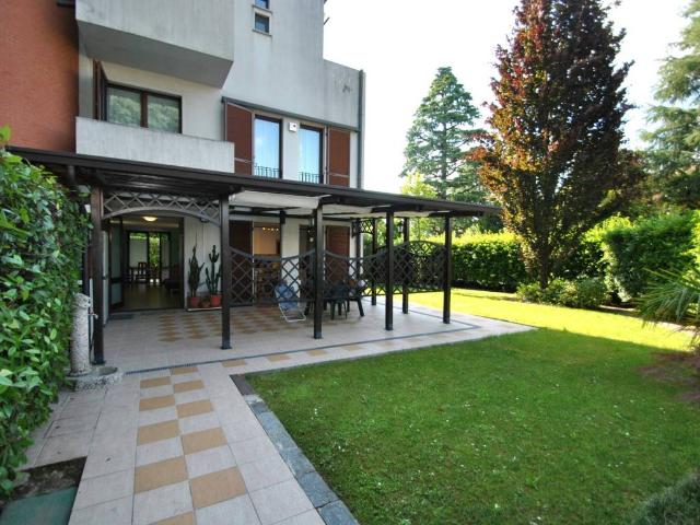 Appartamento in vendita a Oreno, Vimercate