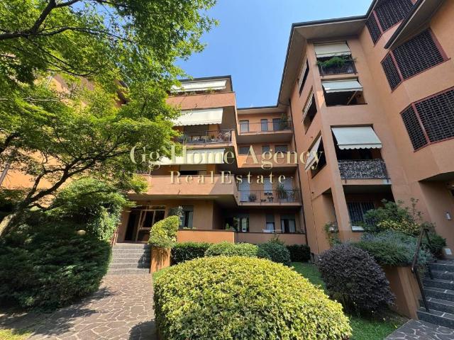 Appartamento in vendita a Oreno, Vimercate