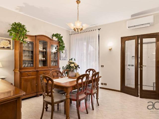 Appartamento in vendita a Oreno, Vimercate