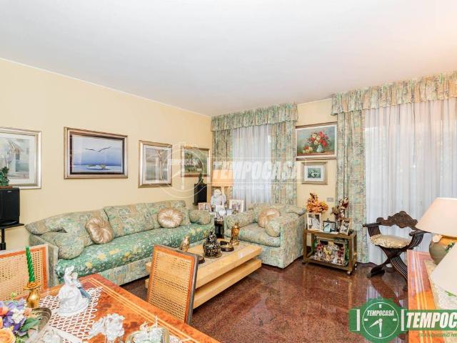 Appartamento in vendita a Vimodrone, Milano