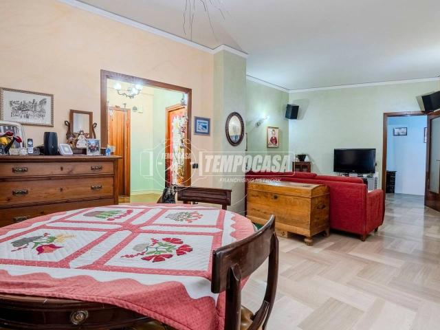 Appartamento in vendita a Cappuccini, Viterbo