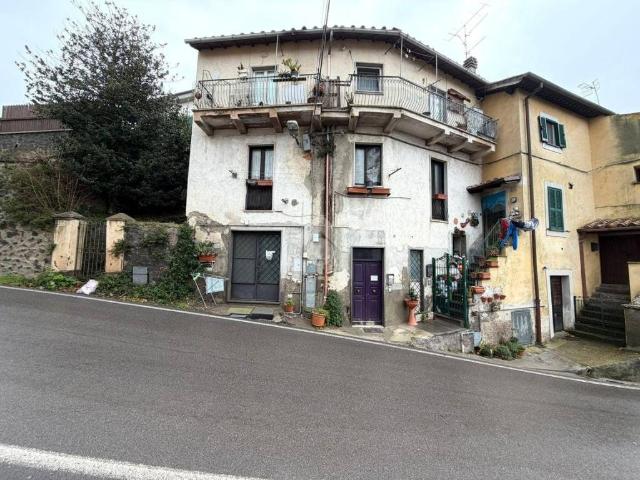 Appartamento in vendita a San Martino al Cimino, Viterbo