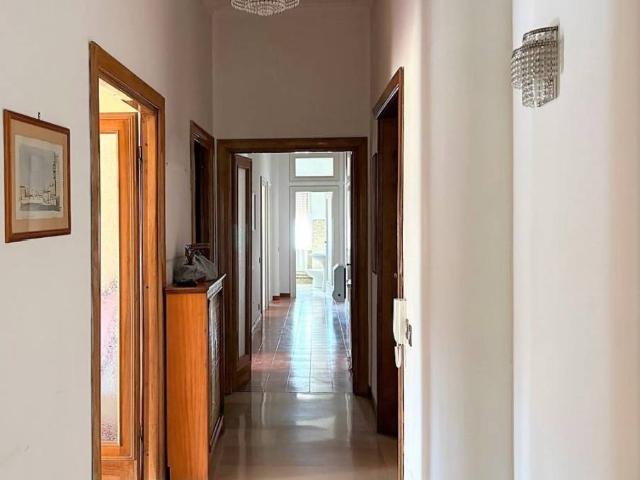Appartamento in vendita a Cappuccini, Viterbo