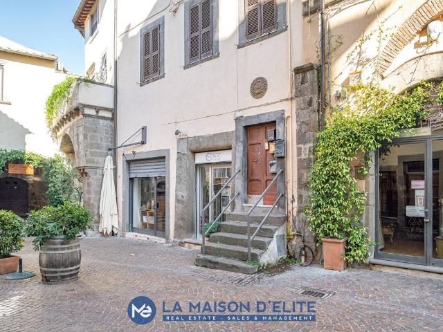 Appartamento in vendita a Viterbo, Lazio