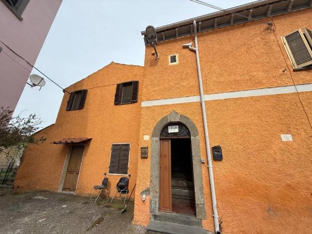 Appartamento in vendita a Viterbo, Lazio