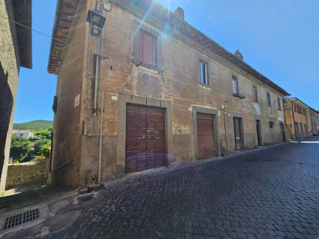 Appartamento in vendita a Viterbo, Lazio
