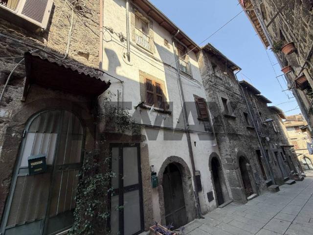 Appartamento in vendita a Viterbo, Lazio
