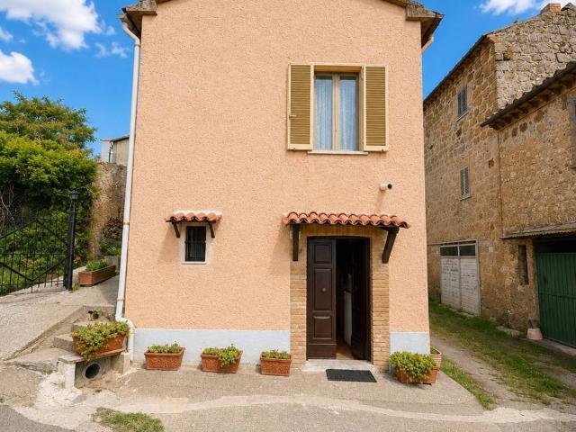 Appartamento in vendita a Viterbo, Lazio