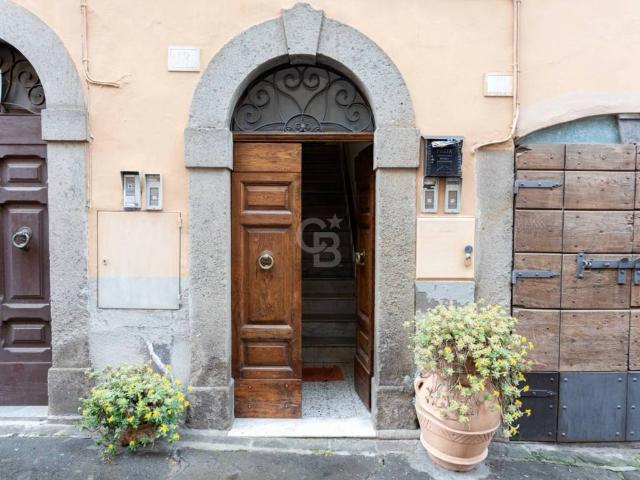 Appartamento in vendita a Viterbo, Lazio