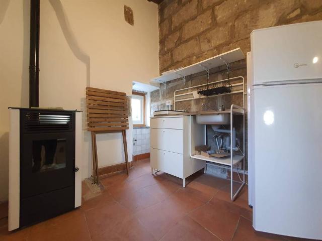 Appartamento in vendita a Viterbo, Lazio