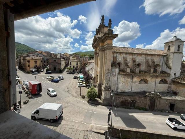 Appartamento in vendita a Viterbo, Lazio