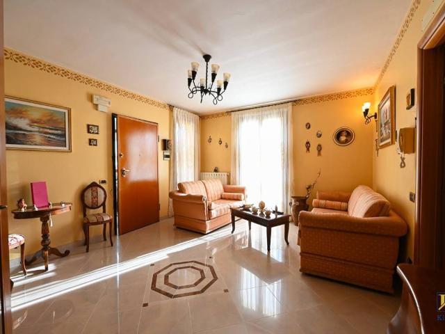 Appartamento in vendita a Vittoria, Sicilia