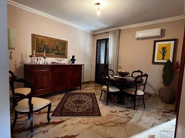 Appartamento in vendita a Vittoria, Ragusa