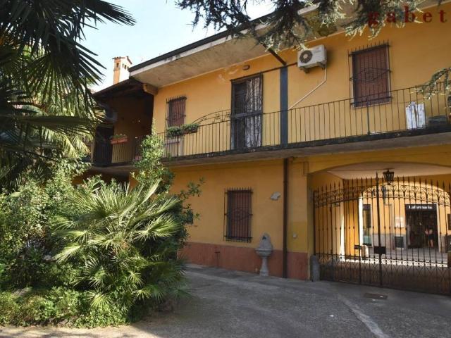 Appartamento in vendita a Vittuone, Lombardia
