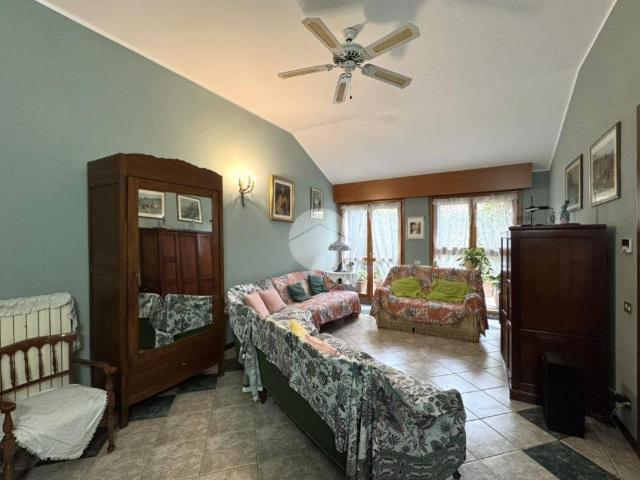 Appartamento in vendita a Vittuone, Lombardia