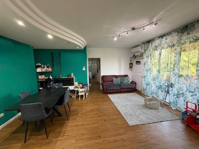 Appartamento in vendita a Vittuone, Lombardia