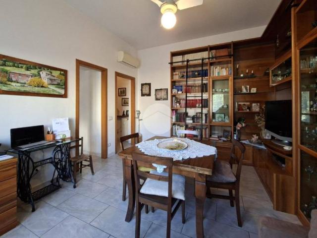 Appartamento in vendita a Vittuone, Lombardia
