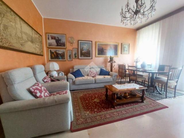Appartamento in vendita a Vittuone, Lombardia