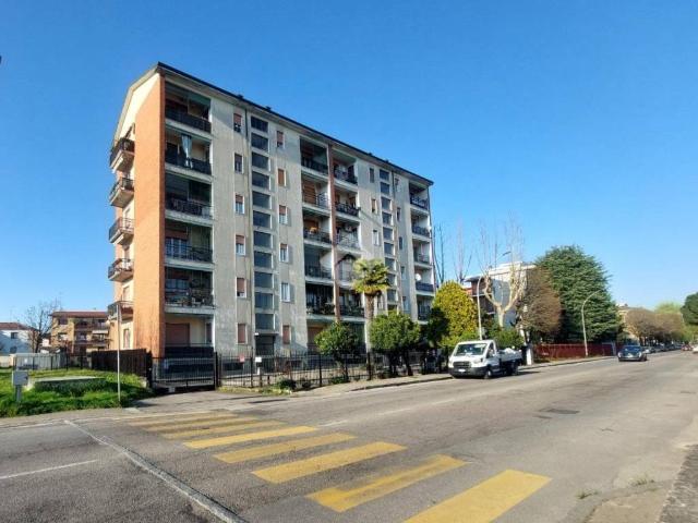 Appartamento in vendita a Vittuone, Lombardia