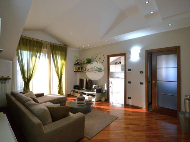 Appartamento in vendita a Vittuone, Lombardia