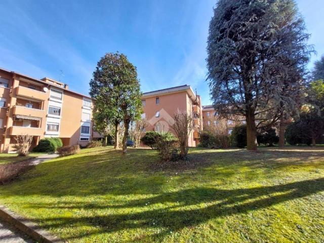 Appartamento in vendita a Vittuone, Lombardia
