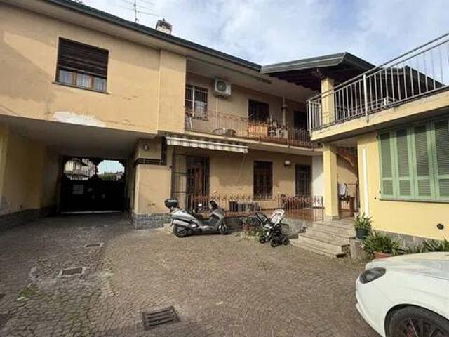 Appartamento in vendita a Vittuone, Lombardia