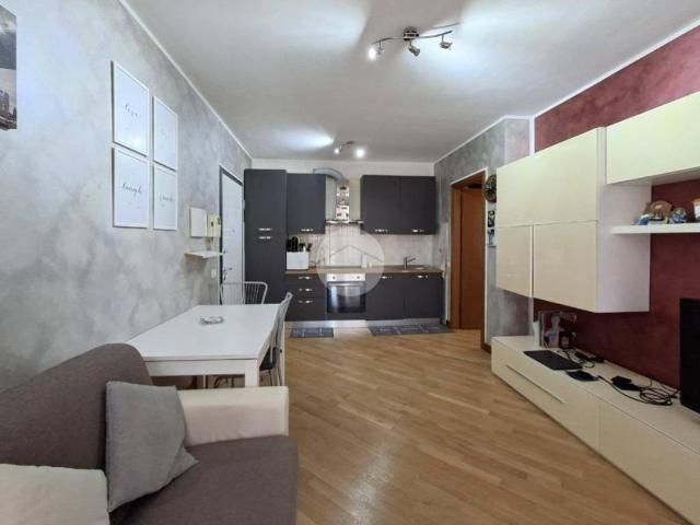 Appartamento in vendita a Vittuone, Lombardia