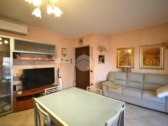 Appartamento in vendita a Vittuone, Lombardia