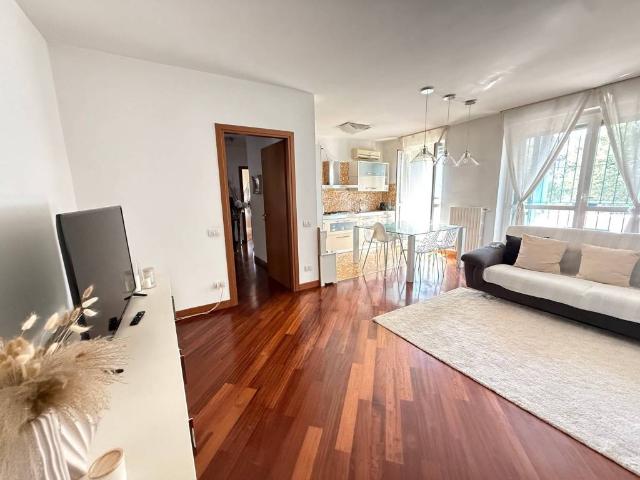Appartamento in vendita a Vittuone, Lombardia