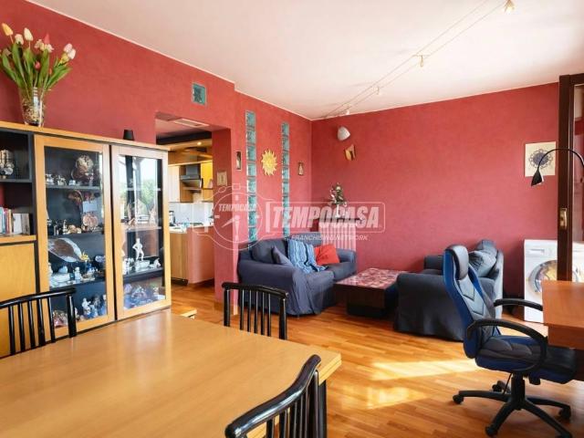 Appartamento in vendita a Vittuone, Lombardia