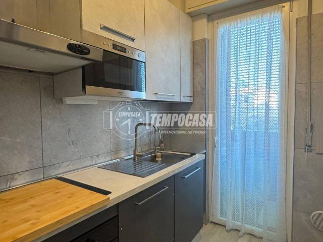Appartamento in vendita a Vittuone, Lombardia