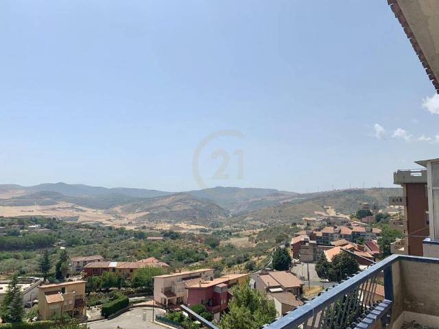 Appartamento in vendita a Vizzini, Catania