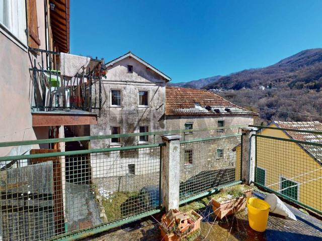 Villa Indipendente in vendita a Vobbia, Liguria