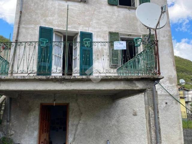 Appartamento in vendita a Vobbia, Liguria