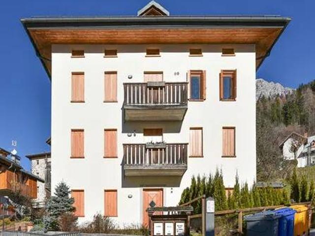 Appartamento in vendita a Peaio, Veneto