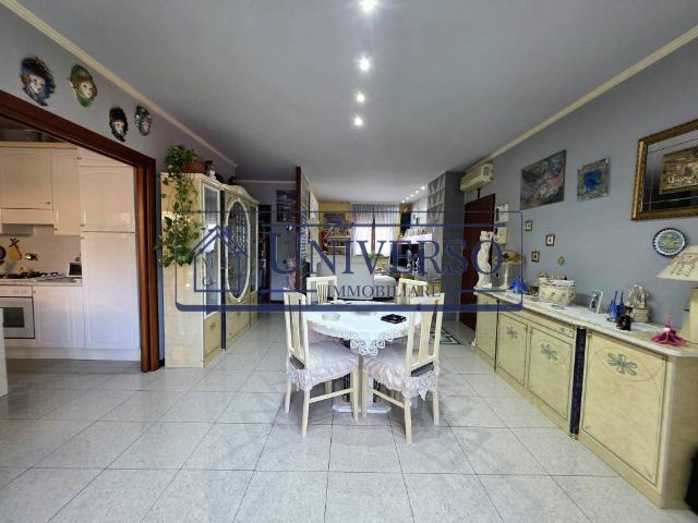 Appartamento in vendita a Voghera, Lombardia