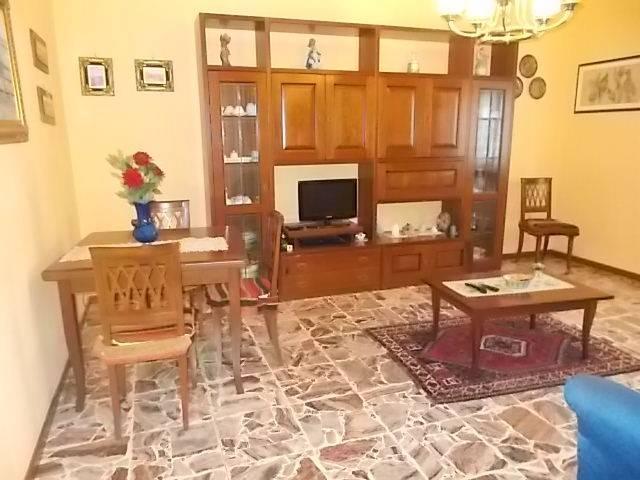 Appartamento in vendita a Casa Tossa, Voghera