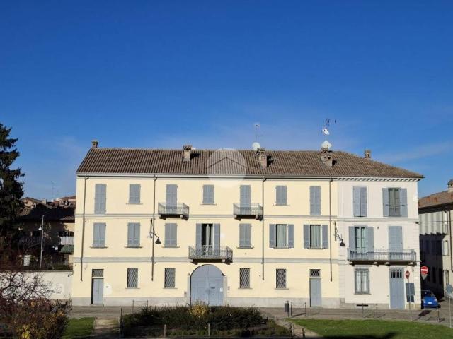 Appartamento in vendita a Voghera, Lombardia
