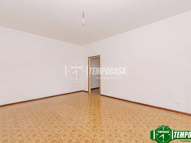Appartamento in vendita a Altomasso, Voghera