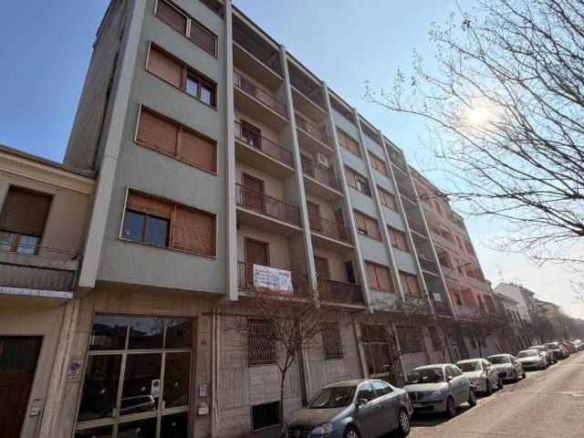 Appartamento in vendita a Voghera, Pavia